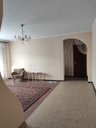 Продам 3комнатну квартиру в центрі