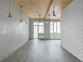 Продам 3х  комнатную  двухуровневую Квартиру