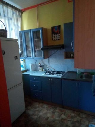 Продам простору 2-кімнатну квартиру, ст. м. "Наукова", вулиця Культури