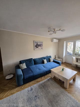 Продаж 3-кімнатної квартири біля метро Дорогожичі