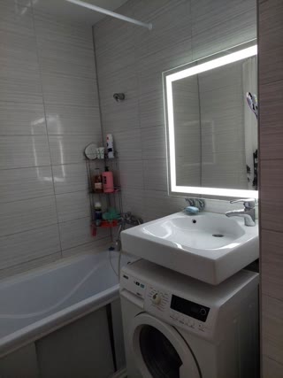 for sale apartment in the very center of Izyum