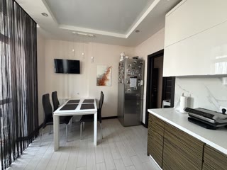 Sale of a 2-room apartment in Poznyaky near the metro