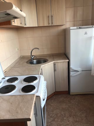 Продам 2-комнатну квартиру на Алексеєвці