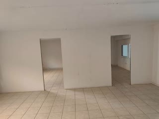 Κατάστημα 300τ.μ.