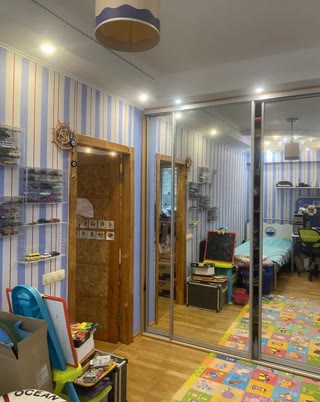 Продаж 2к квартири 45м² біля метро Лівобережна (10 хв пішки) по вул. Вифлиємська