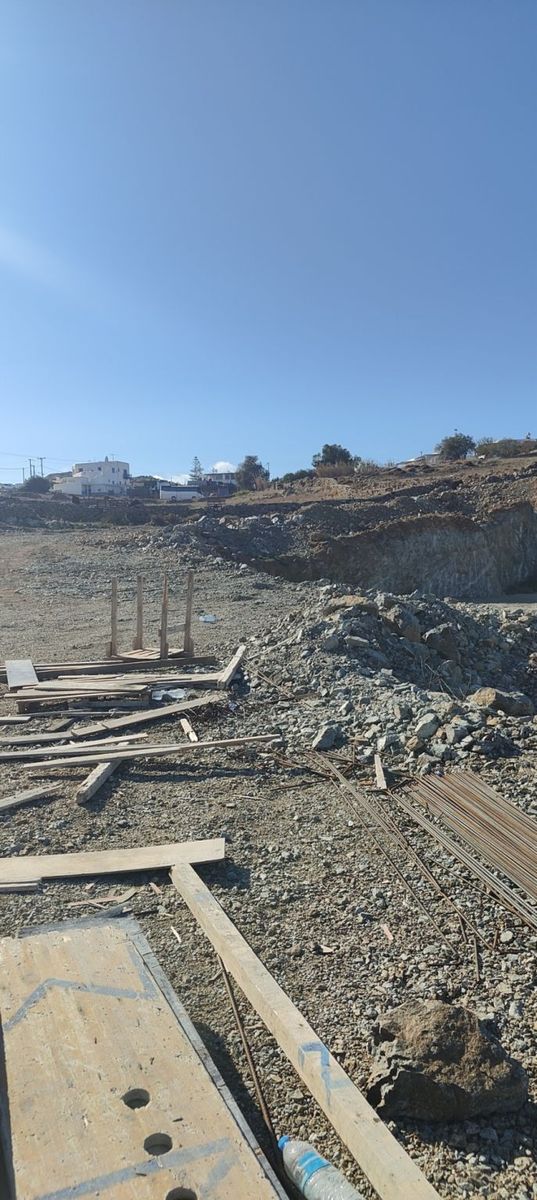 Αγροτεμάχιο 7300 τ.μ.