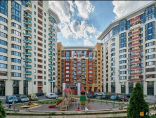 For Sale: Premises with Tenants, Residential Complex Sunny Gate