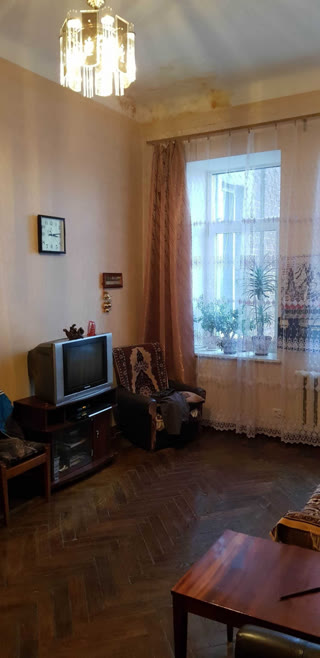 Продам 2 к квартиру Центр
