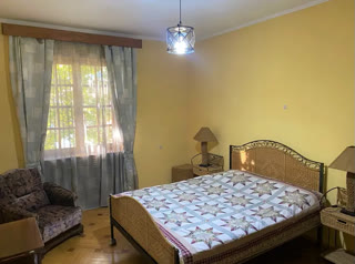 5-room apartment for rent in Vake