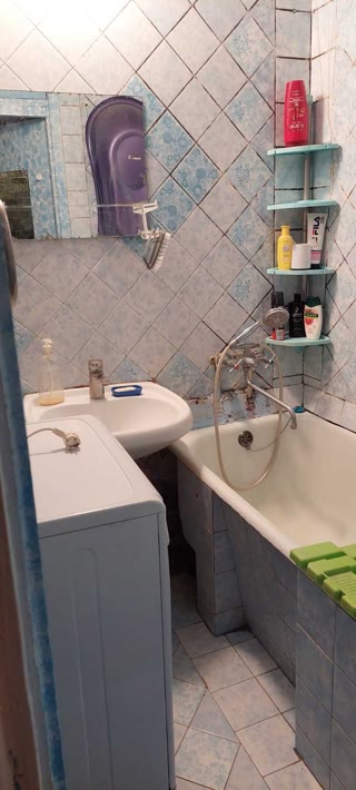 Продам 2-х кімнатну квартиру Нові Дома