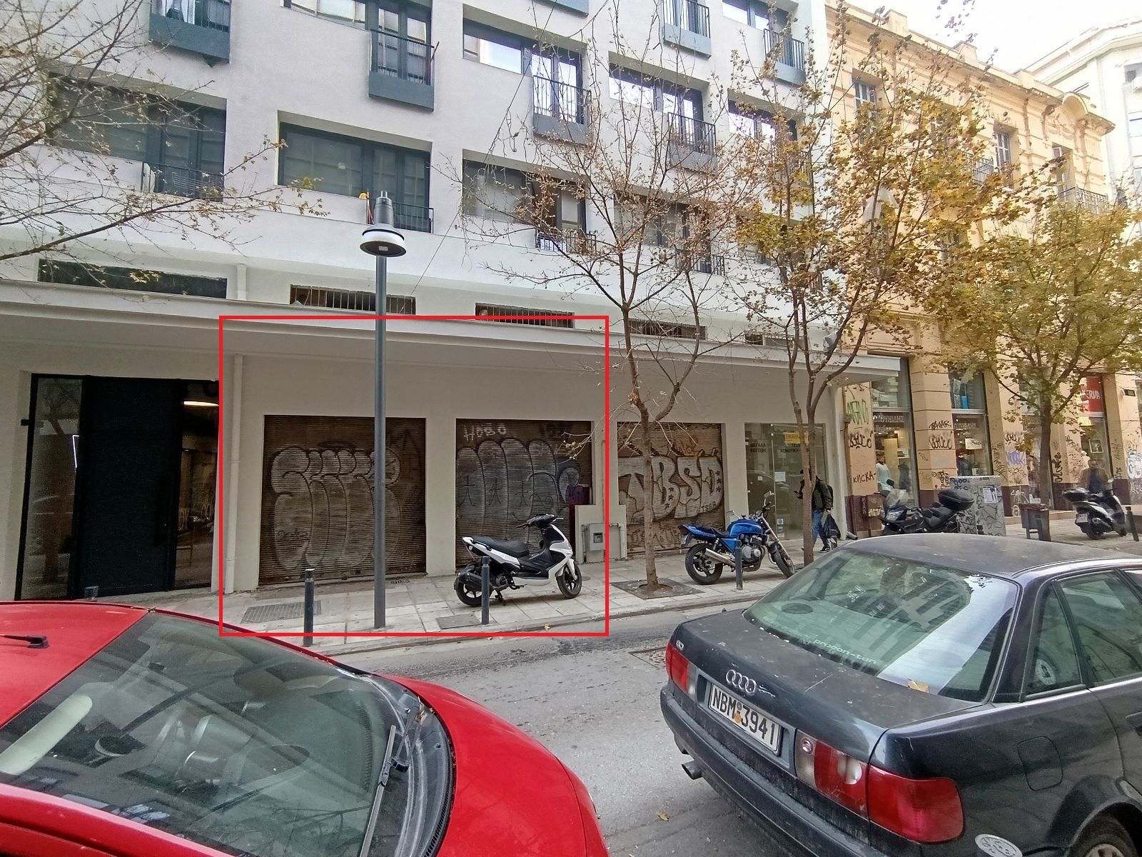 93 m² Store