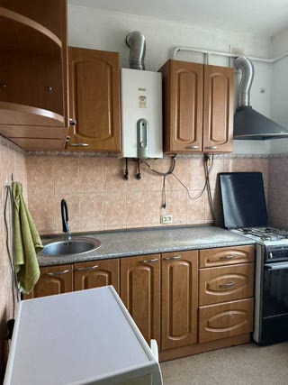 Продам 3к квартиру Святошинський район