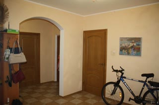 Продаж видової 3к квартири, вул. Анни Ахматової, метро Осокорки, Позняки
