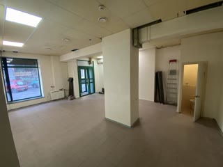 аренда магазина на площі Конституції