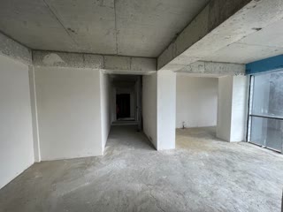 იყიდება 3 ოთახიანი ბინა საბურთალოზე