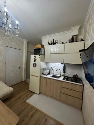 იყიდება 3 ოთახიანი ბინა საბურთალოზე