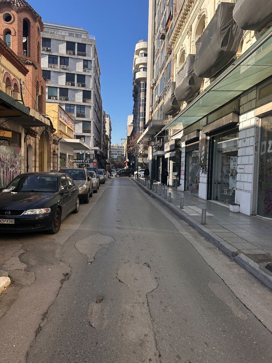 Κατάστημα 250τ.μ.