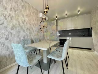 Продаж 2-кімнатна квартира з дизайнерським ремонтом у ЖК «Нова Англія» біля метро Васильківська
