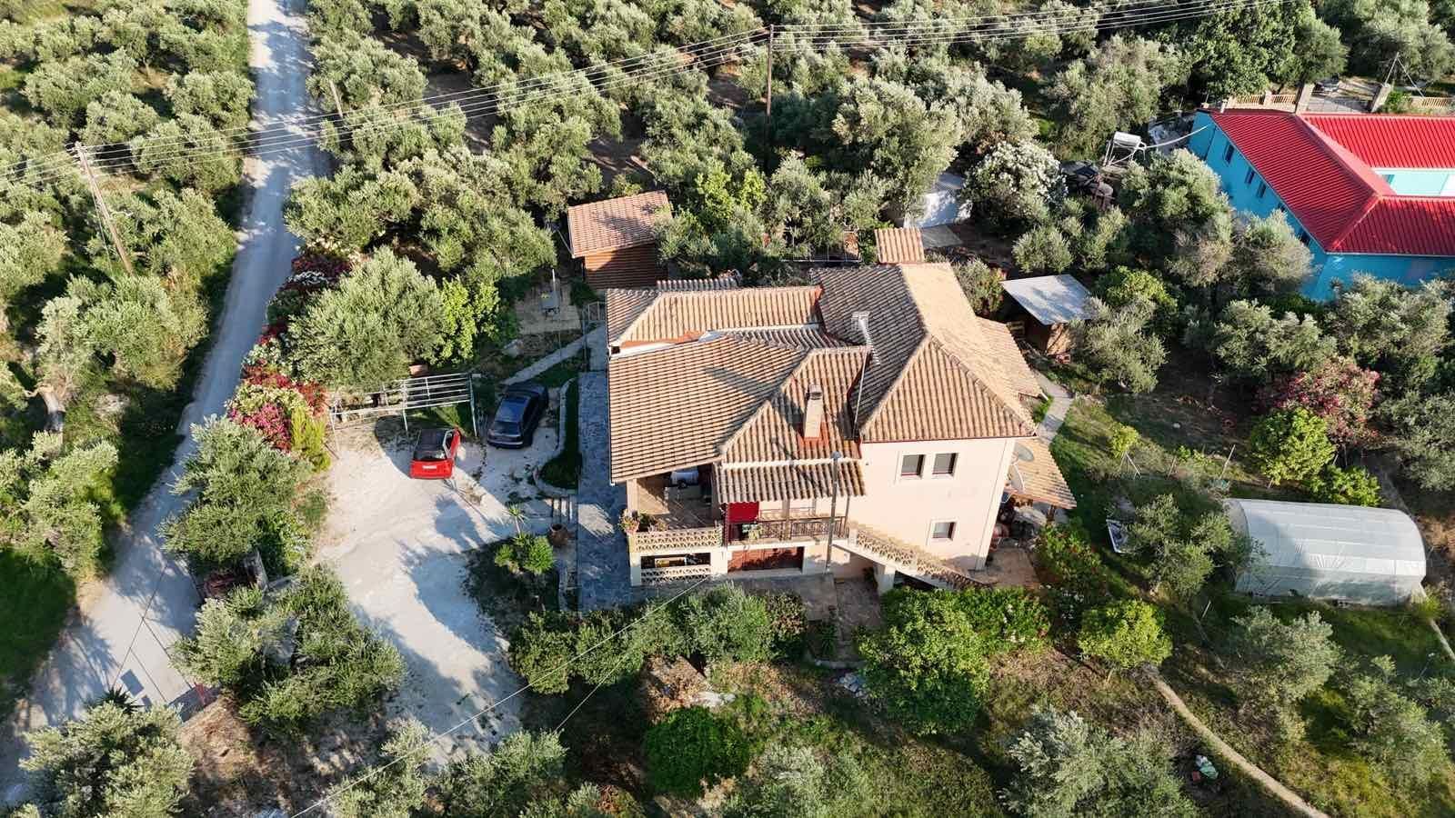 Μονοκατοικία 210 τ.μ.