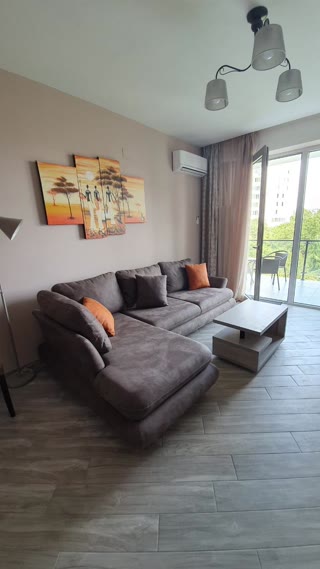 Unoccupied apartment for sale in Krtsanisi.