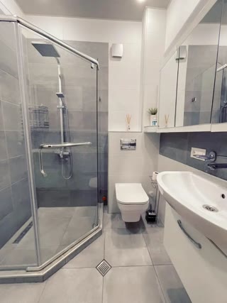 Apartment for sale in Chugureti with three bedrooms