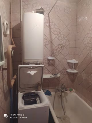 Продам квартиру 2х комнатную, в центре Чугуева