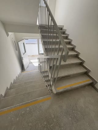 Продаж 1-кімнатної квартири на Позняках в ЖК Патріотика біля метро Осокорки