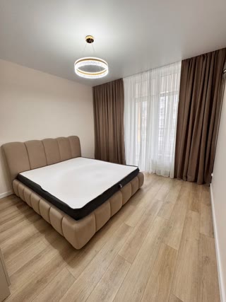 Продаж 3-кімнатної квартири ЖК Нивки Парк біля метро Нивки