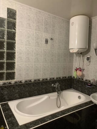 Продам 3-х кімнатну квартиру на Павловом Полі