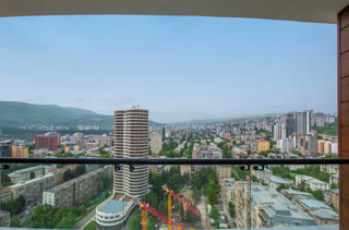 Продается 2-комнатная квартира в Сабуртало