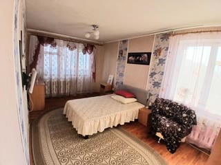 For Sale 3-Room Apartment in Novye Doma