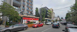 იყიდება კომერციული ფართი ქობულეთში