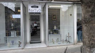 Universal commercial space for rent in Vake