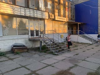 Сдам помещение 120кв метро Студенческая Блюхера 21