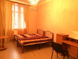 Продаж 4-кімнатної квартири, Старонаводницька, Печерськ