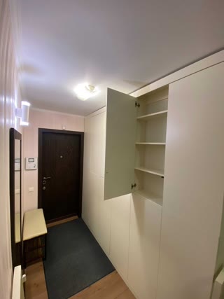 Продаж 3х кімнатної квартири у Святошинському районі