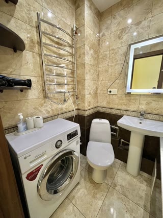 Продаж 1к квартиру м Холодна Гора, Баварія