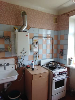 Продам двокімнатну квартиру