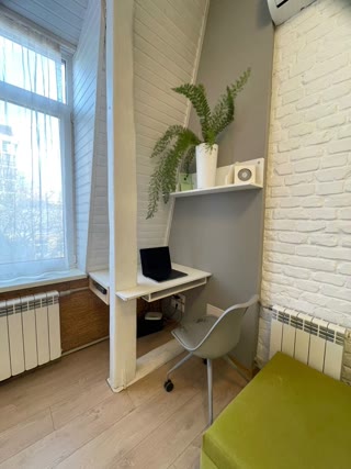 Продам квартиру-студію Центр