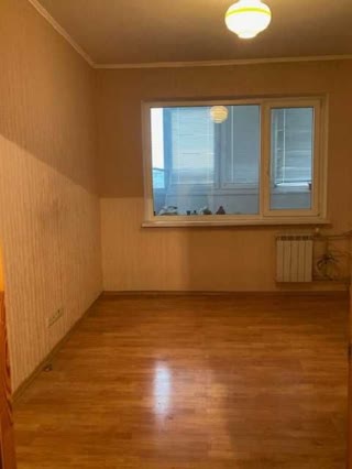 Продаж 2-х кімнатної квартири метро Почайна