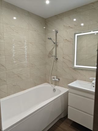 Продам 2-х кімнатну квартиру в центрі, Наукова