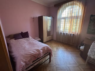 A 7-room private house is for sale in the Isani district.