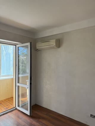 Sale of a 2-room apartment near Dorogozhychi metro