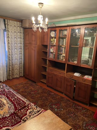 Продаж 2-кімнатної квартири на Воскресенці