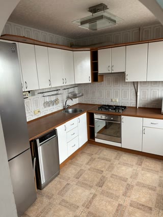 Sale of a 3-room apartment on Bereznyakovskaya