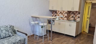 Продам двоповерхневу квартиру-студію Салтівка, 520мкр-н