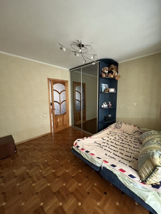 Продам 4х кімнатну квартиру м. Бот Сад, Наукова, Павлове Поле