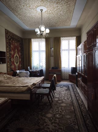 Продаж 2-кімнатної квартири в історичному центрі Львова