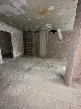 🏙️ Продается квартира площадью 223 м² в престижном жилом комплексе, расположенном в историческом районе Батуми.