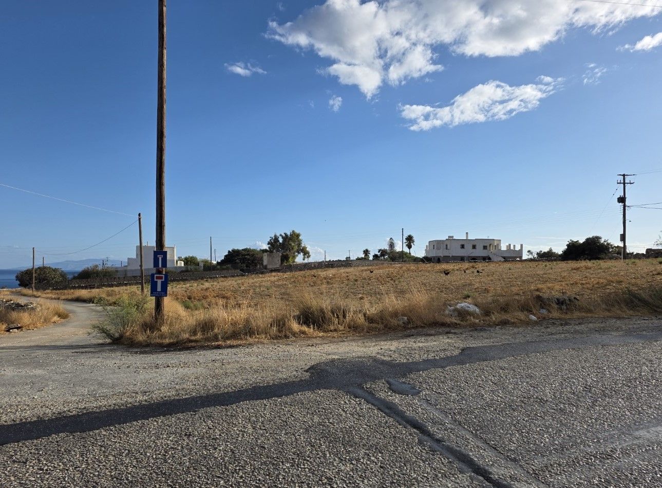 1409 m² Plot